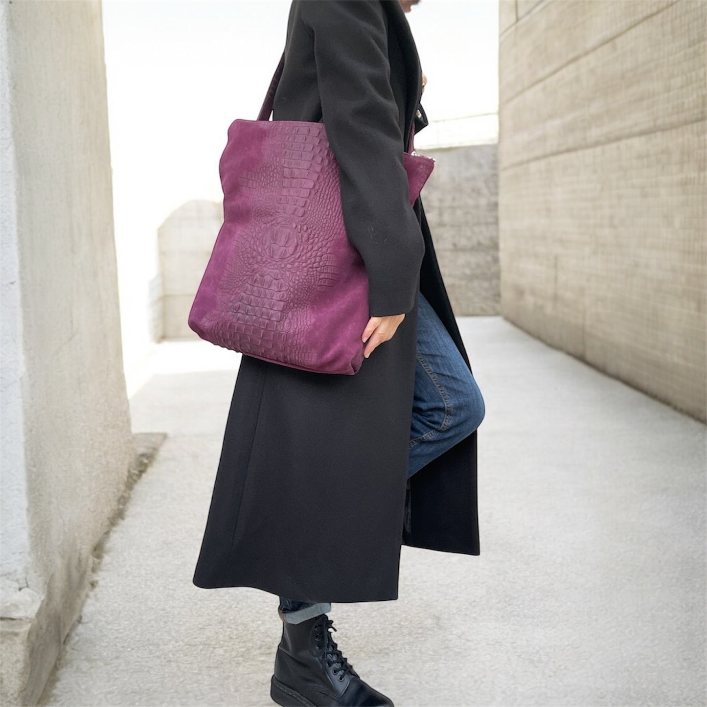Ninety suede prugna